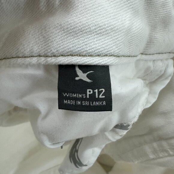 Eddie Bauer Curvy Trouser Women's size 12P White Denim Jeans - Picture 4 of 6